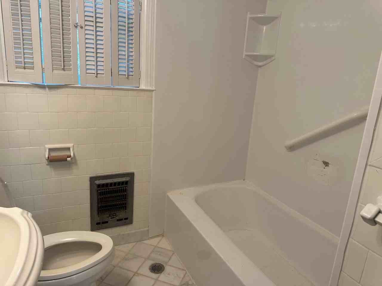 5515 Habersham St - Photo 7 of 15