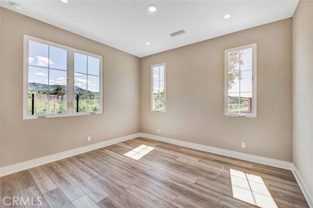 146 Toretta - Photo 2 of 8
