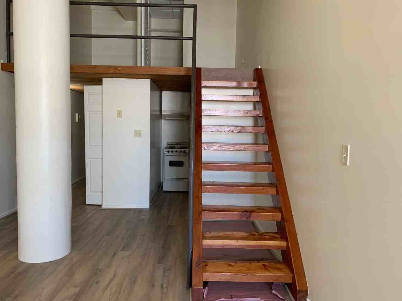 Bayview Court, LLC - Photo 5 of 29