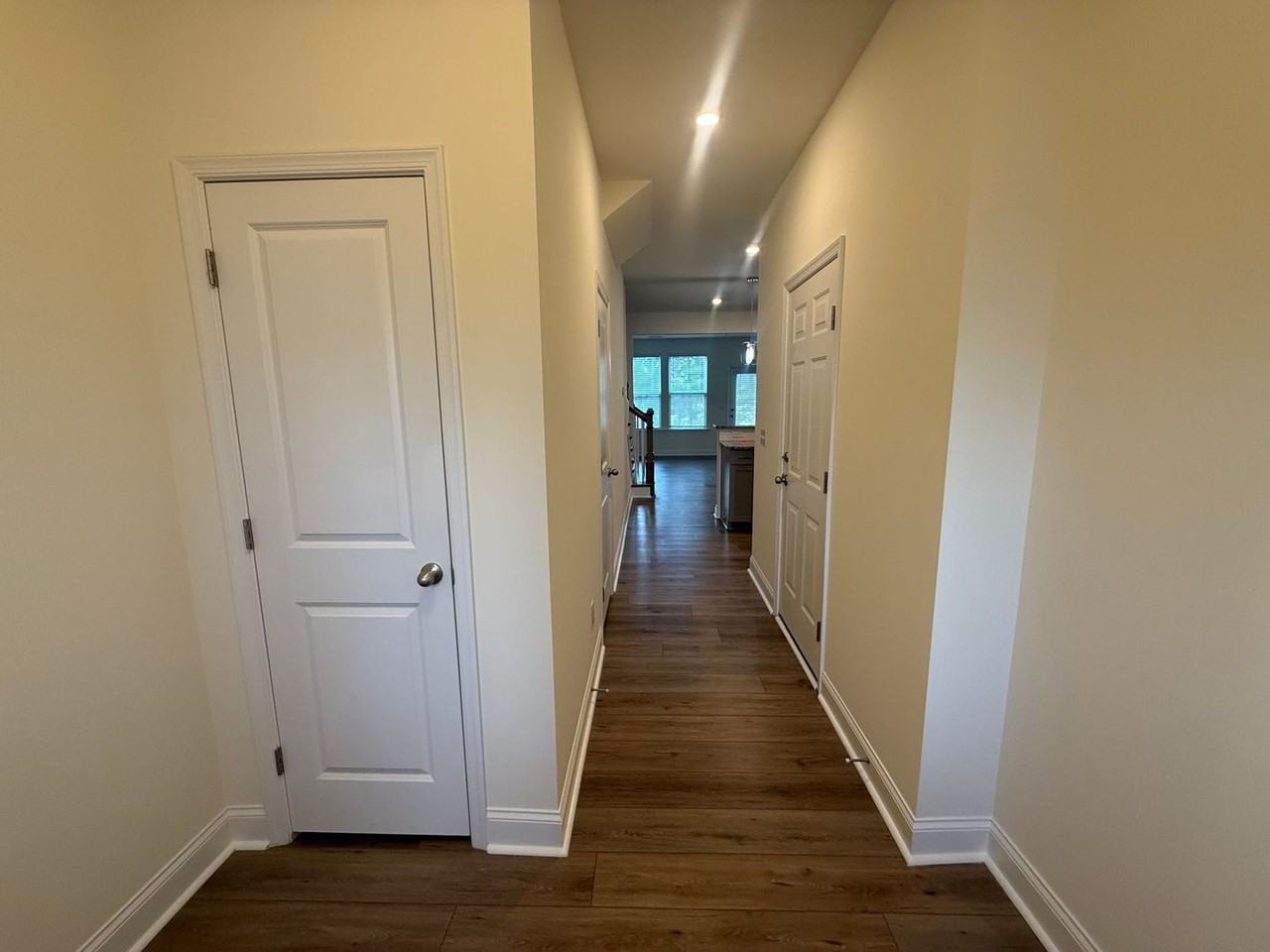 1424 Crest Creek Ct - Photo 3 of 24