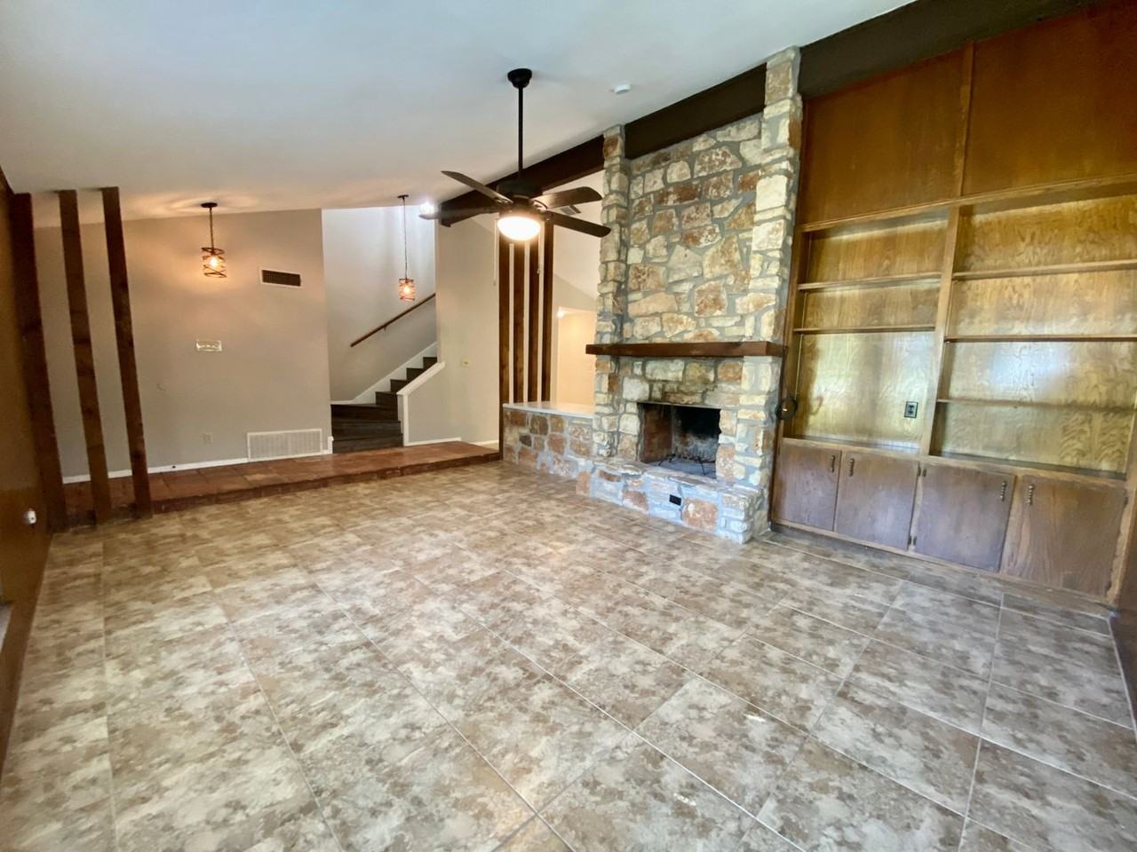 7219 Scenic Brook Dr - Photo 3 of 32
