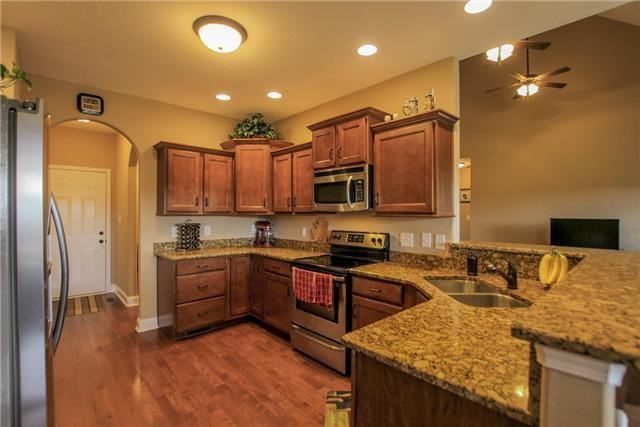 141 Summer Terrace Ln - Photo 5 of 19
