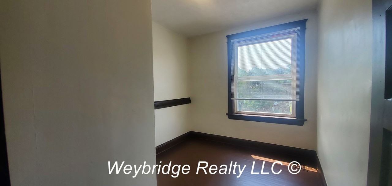 3118 Durrell Ave - Photo 3 of 11