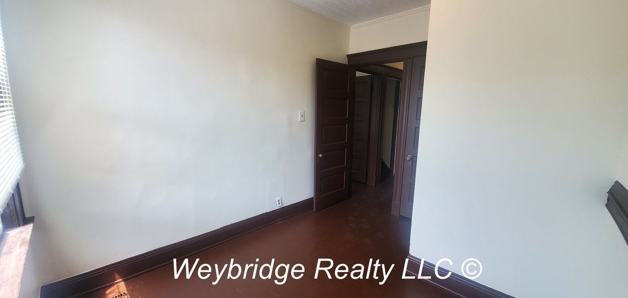 3118 Durrell Ave - Photo 5 of 11