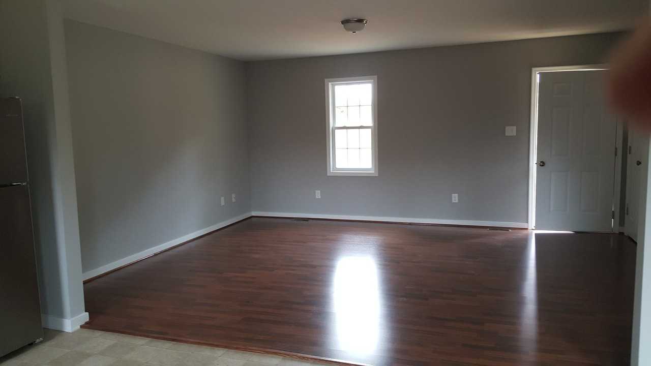 11031 Genito Rd - Photo 3 of 19