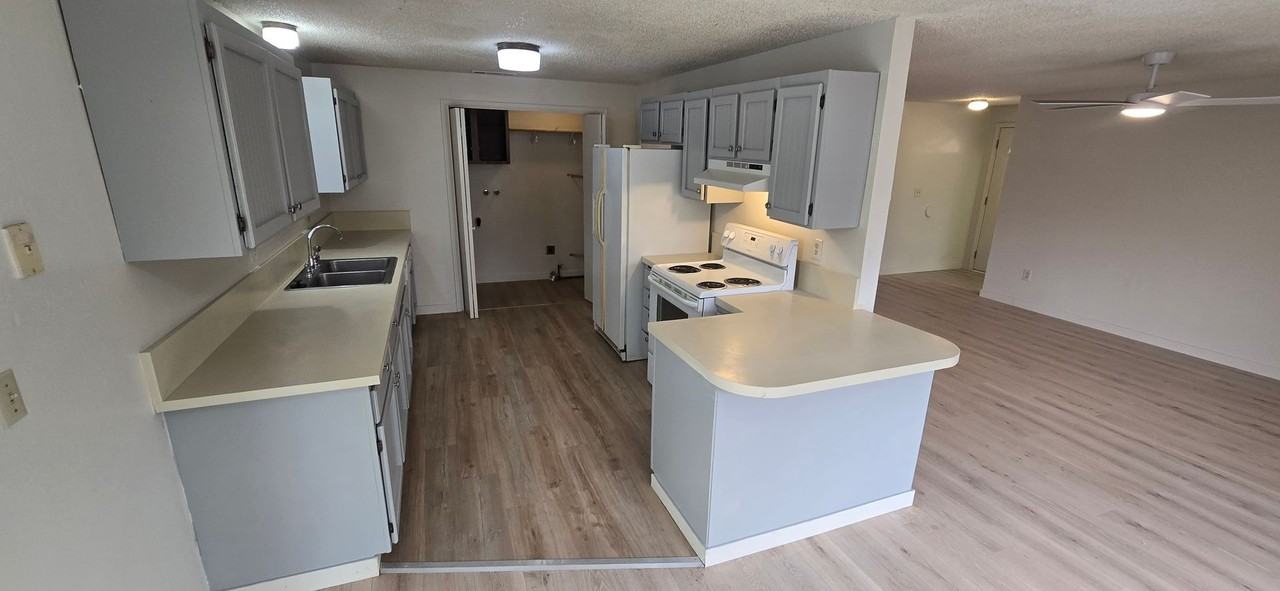 2825 Wantland Ave - Photo 4 of 11