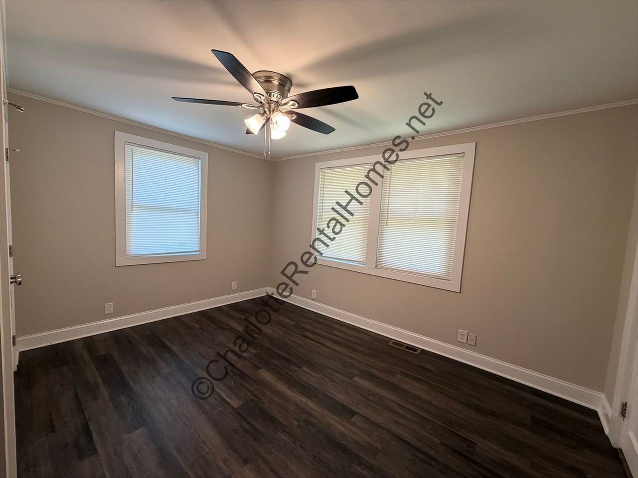 2250 Gastonia Hwy - Photo 7 of 11