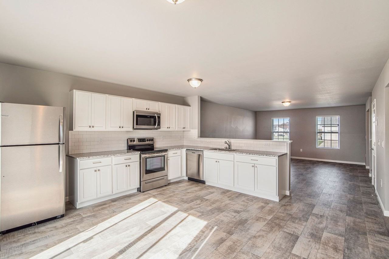 188 Primrose Ln - Photo 6 of 23