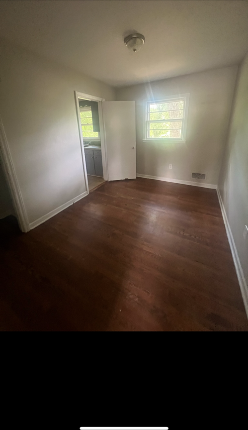 926 Westside Blvd Nw - Photo 6 of 8