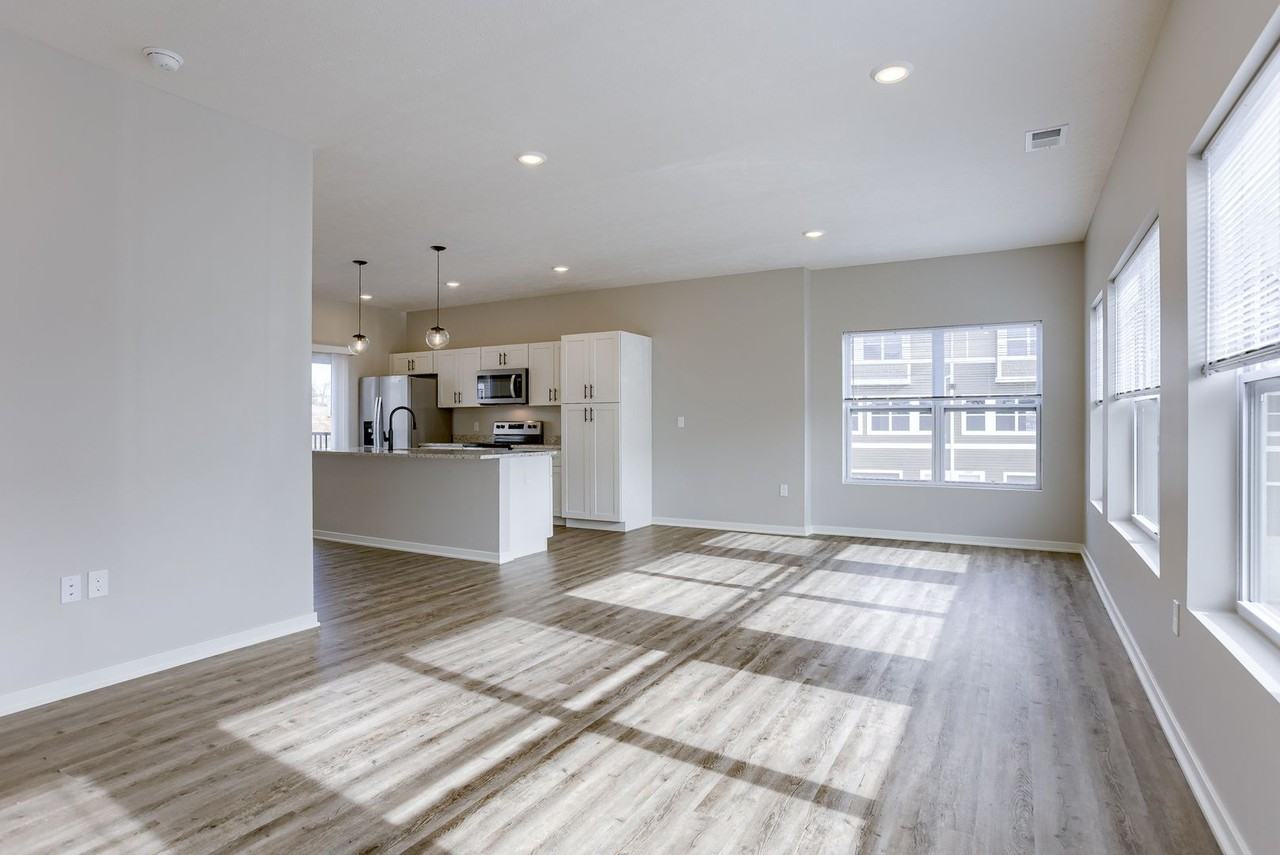 20874 T Ct - Photo 7 of 24