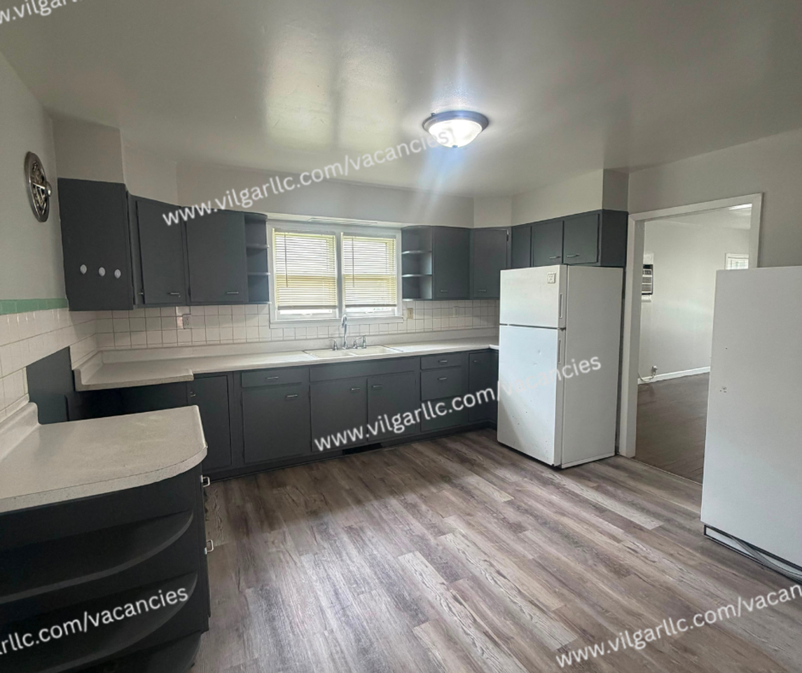 4639 Connecticut St - Photo 5 of 26