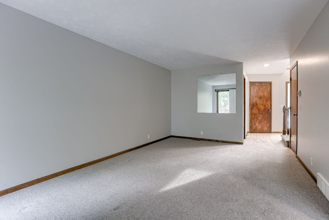 15102 Normandy Blvd - Photo 5 of 25