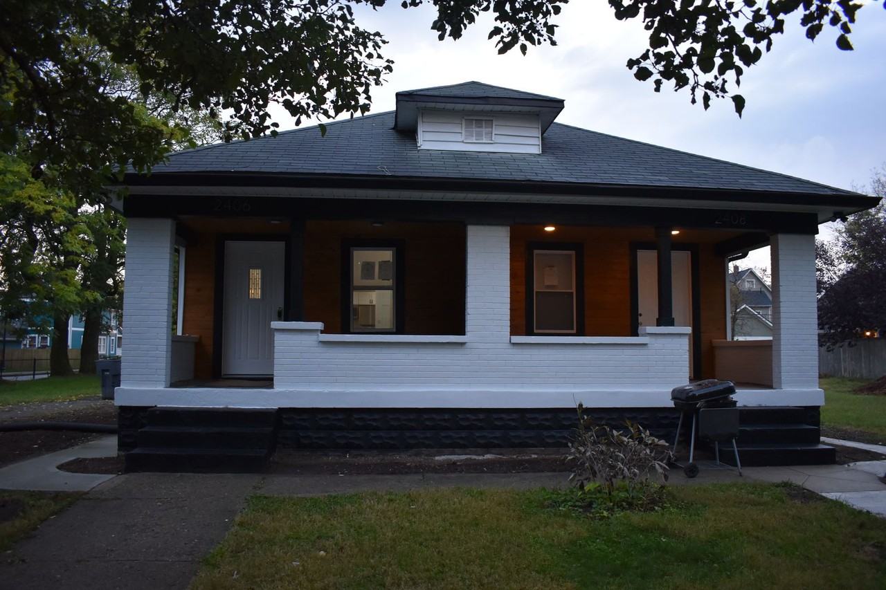 2406 N Talbott St - Photo 2 of 29