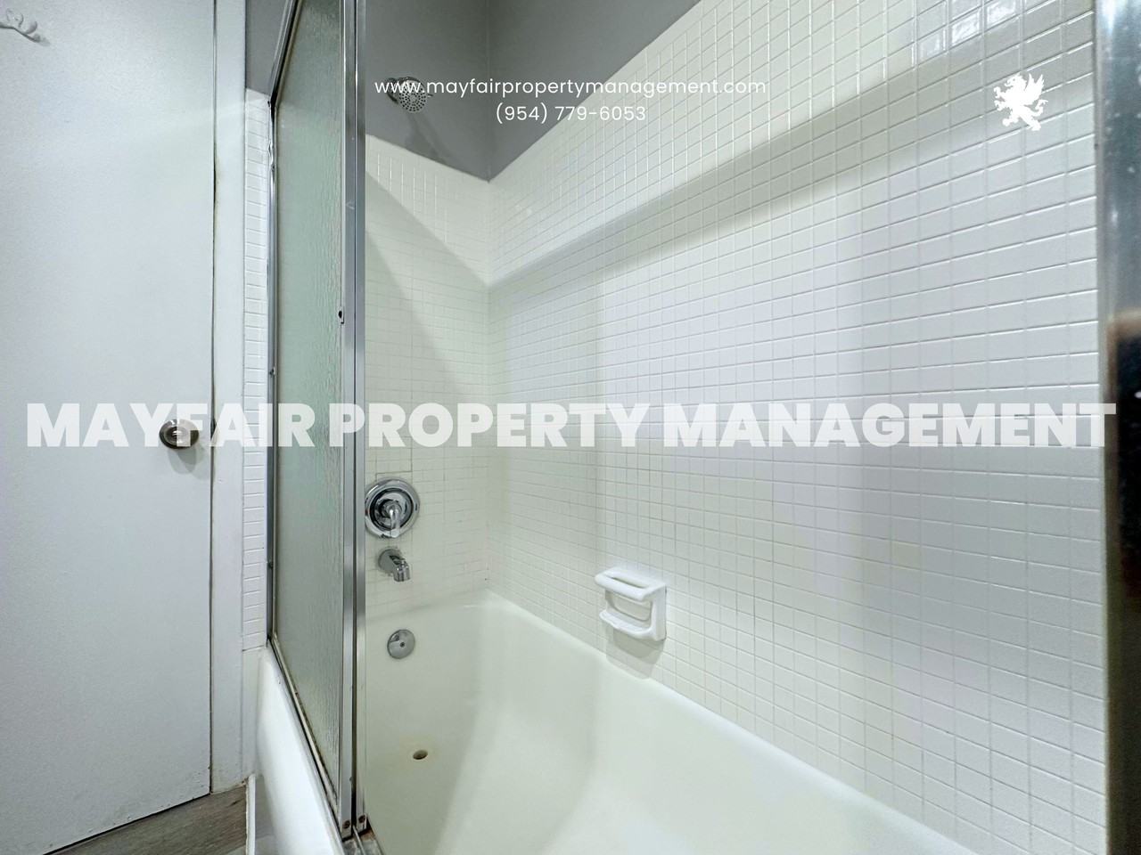195 Se 10th St #WEST - Photo 7 of 15