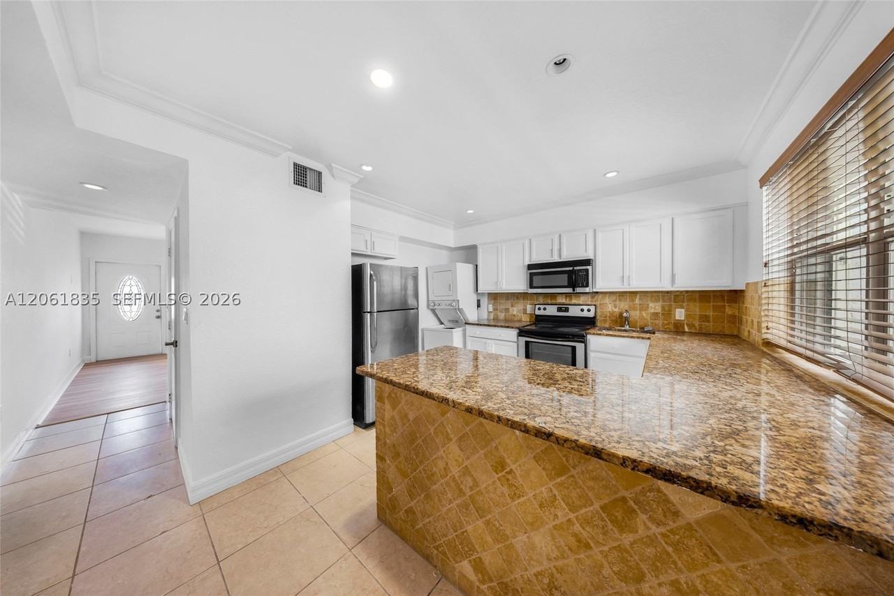 7801 Hispanola Ave #4 - Photo 3 of 45