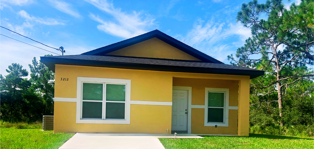 3212 Oleander Dr