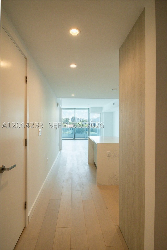 9221 E Bay Harbor Dr #307 - Photo 4 of 47