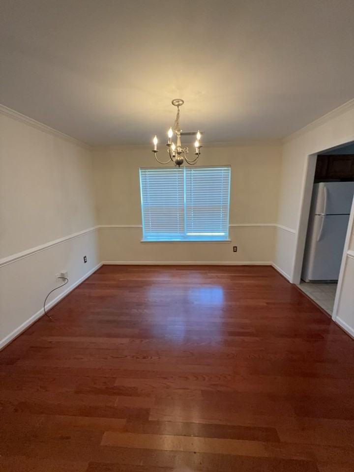 525 S Maney Ct - Photo 4 of 12