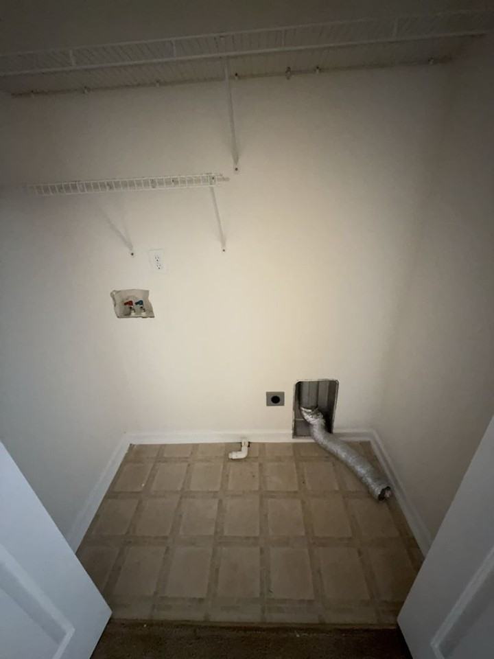 525 S Maney Ct - Photo 5 of 12