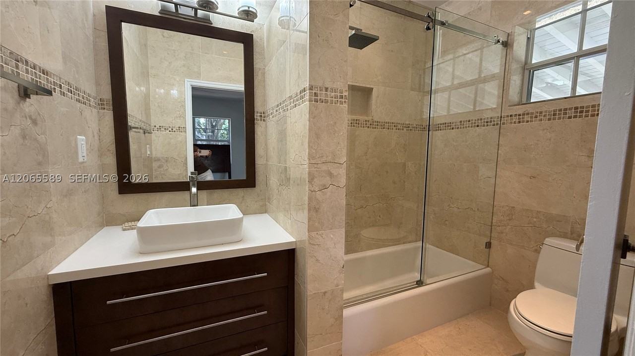 921 Belle Meade Island Dr - Photo 7 of 10
