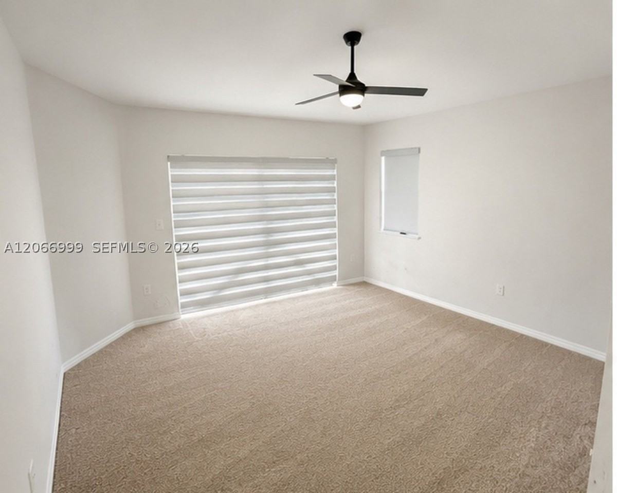 13923 Sw 151st Ave - Photo 5 of 16