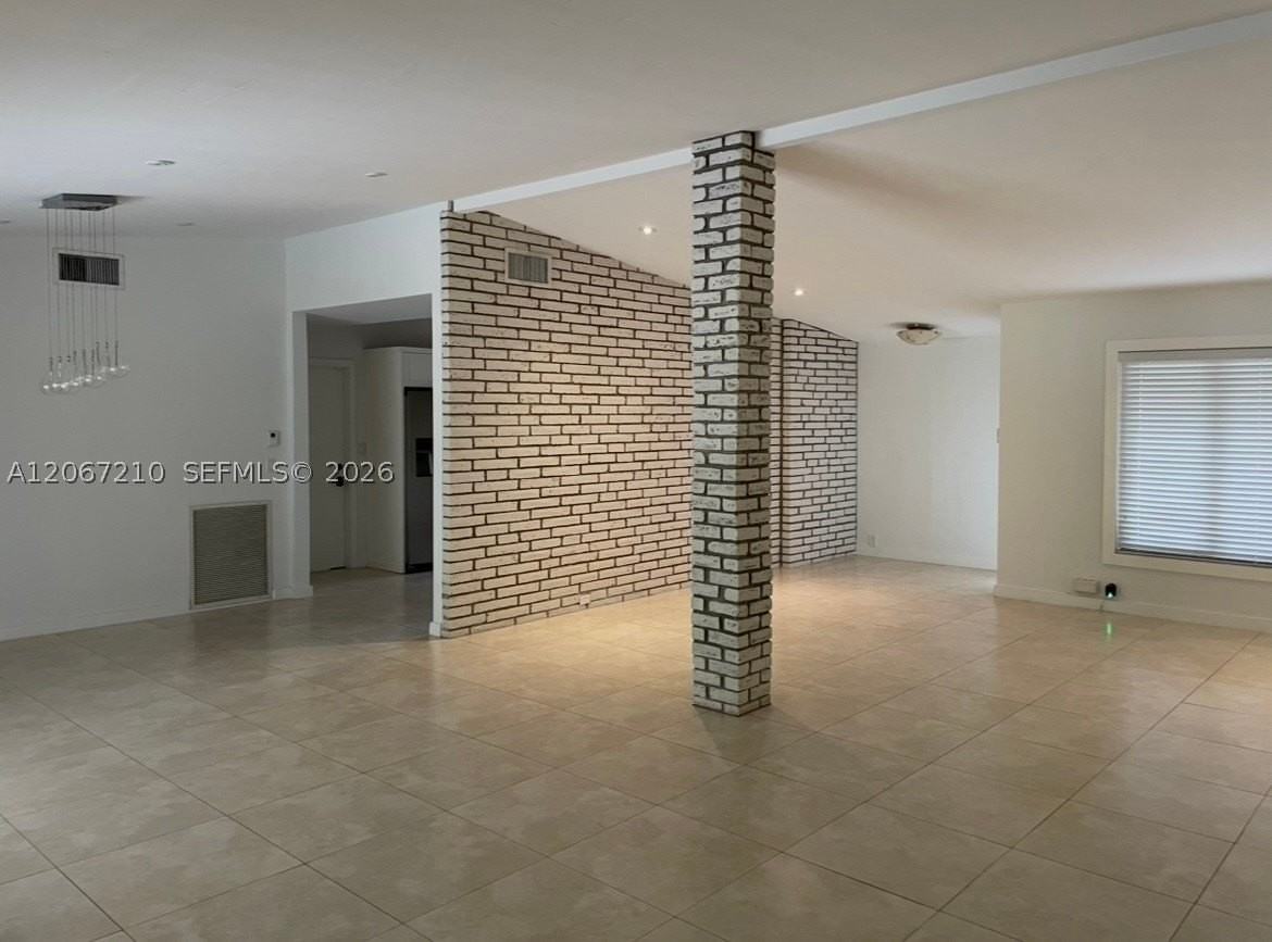 8250 Sw 108th St - Photo 7 of 16