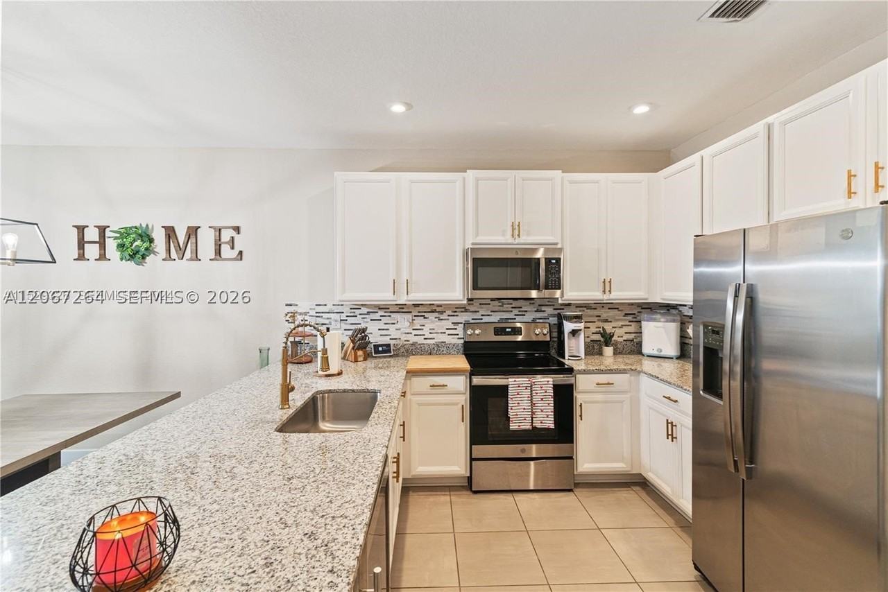23296 Sw 110th Ct #23296 - Photo 2 of 30