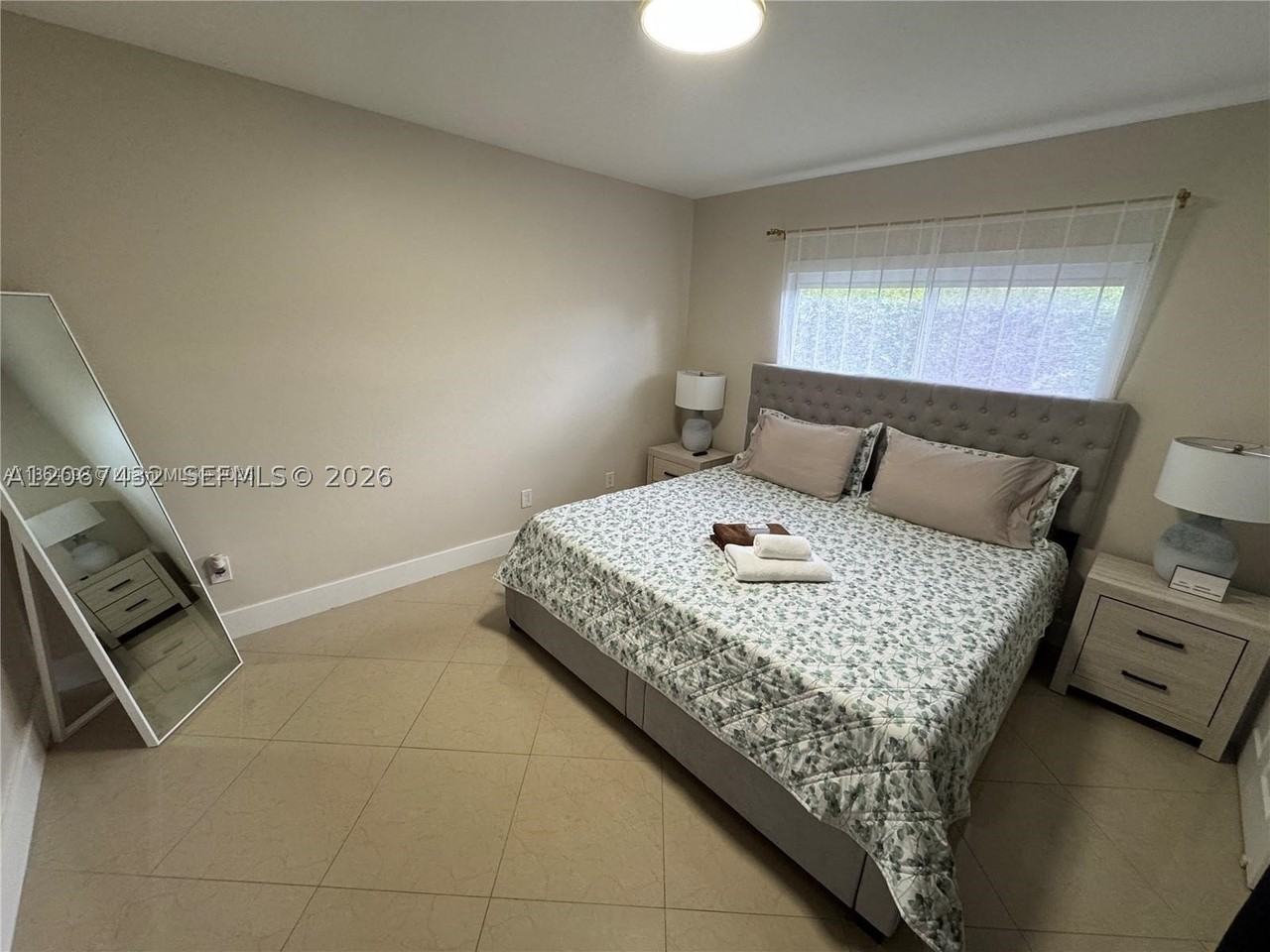146 Ponce De Leon Blvd - Photo 4 of 15