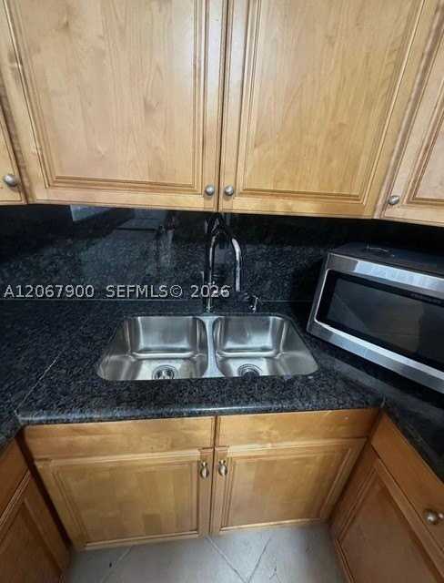 1165 98th St #403 - Photo 4 of 9