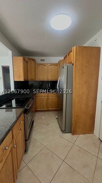1165 98th St #403 - Photo 5 of 9