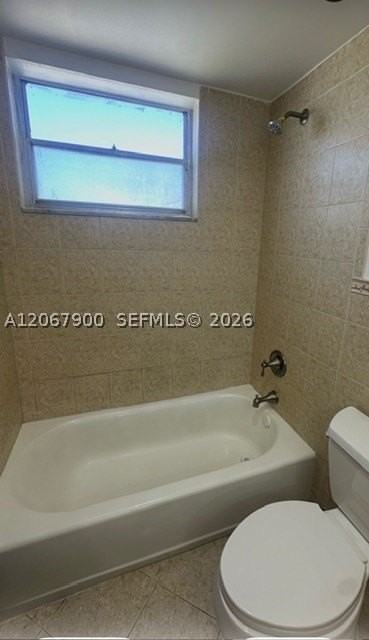 1165 98th St #403 - Photo 6 of 9