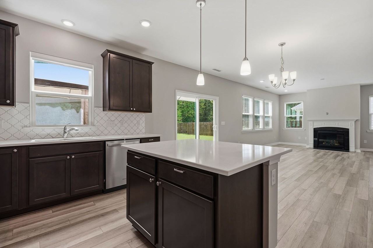 313 Summer Ranch Dr - Photo 6 of 27
