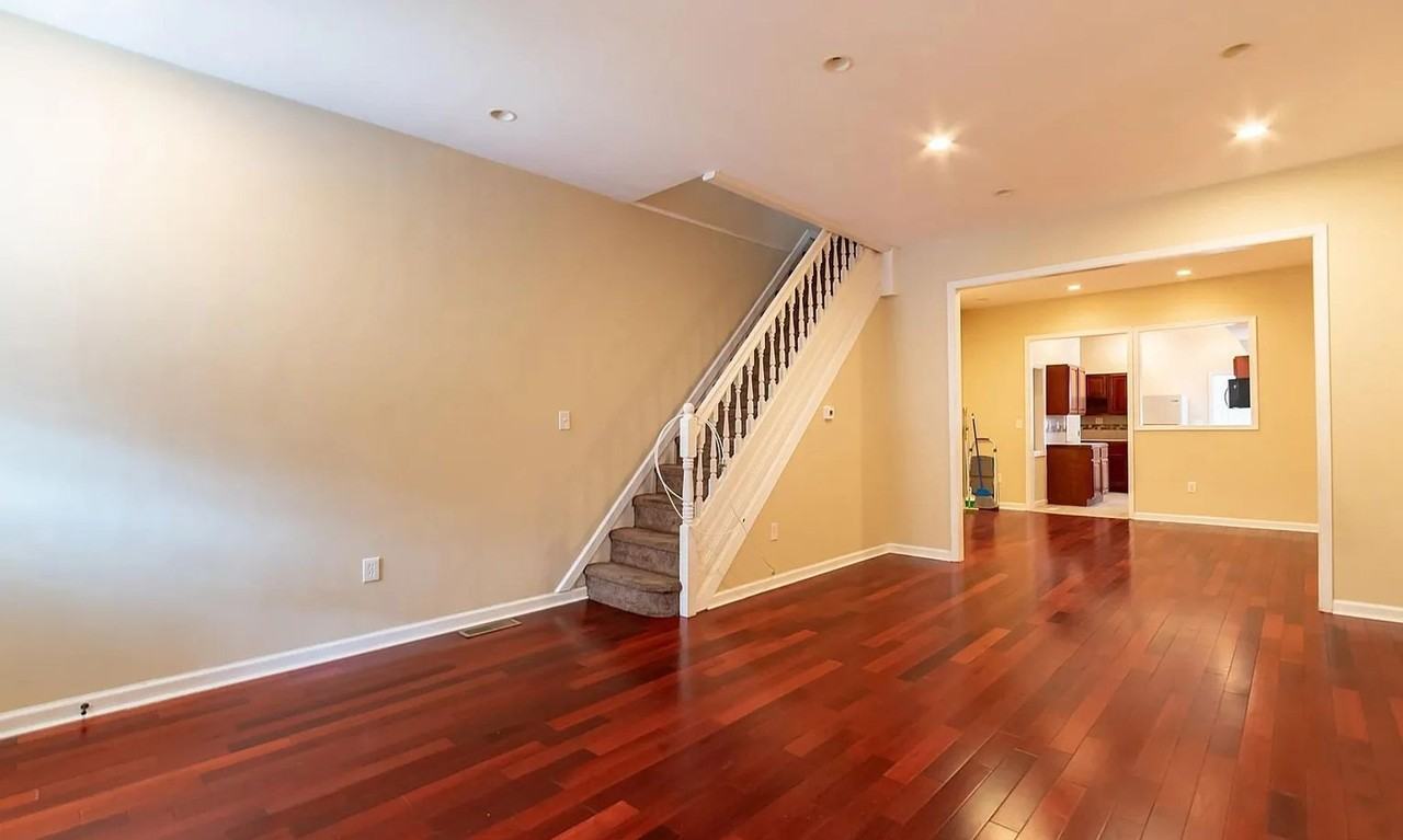 1247 S 23rd St - Photo 5 of 22