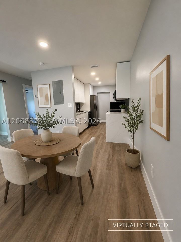 2865 Ne 13th Ave #1 - Photo 5 of 14