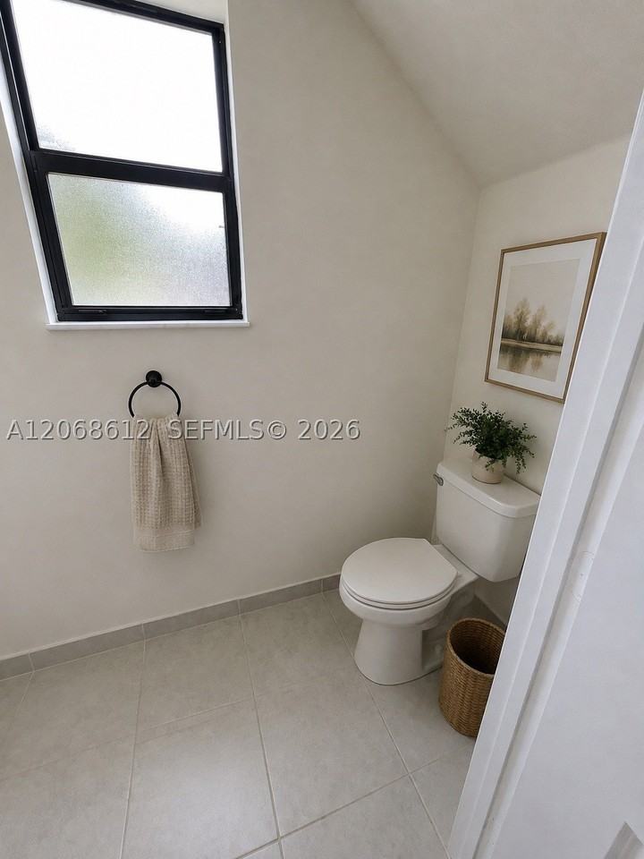 3413 W 113th St #3413 - Photo 3 of 7