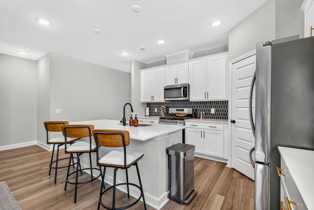3177 Safe Harbor Way - Photo 6 of 36