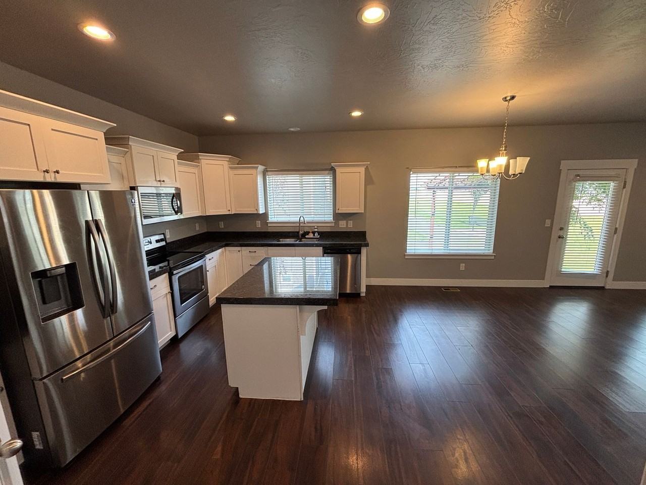 5169 E Moonlight Ln - Photo 5 of 26