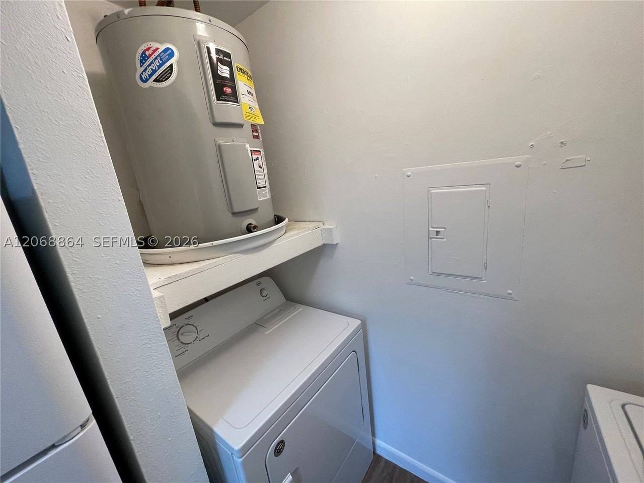 8739 Nw 39th St #8739 - Photo 7 of 31