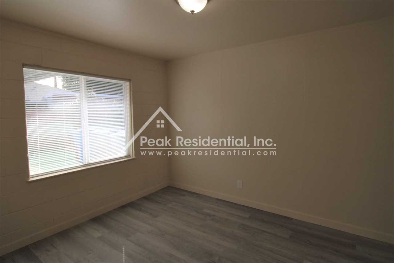 4801 Valletta Way - Photo 7 of 14