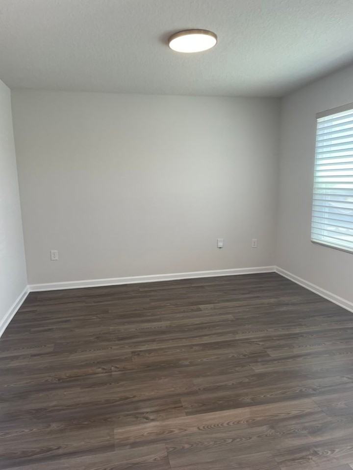5241 Peach Dr - Photo 3 of 21