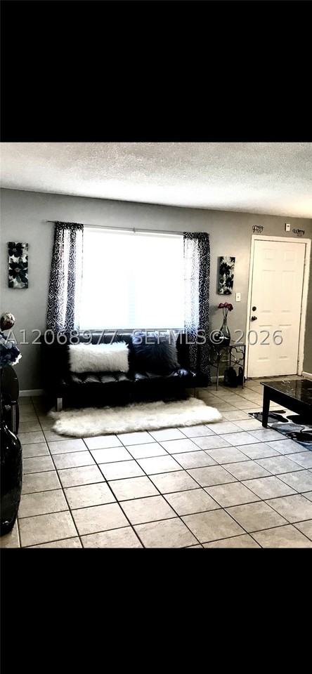 505 Nw 177th St #225 - Photo 4 of 6
