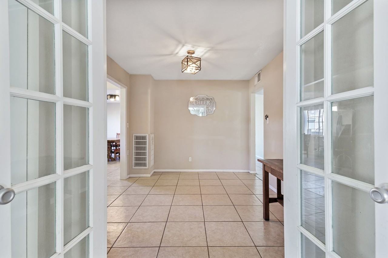 1801 Corte Del Ranchero - Photo 3 of 34
