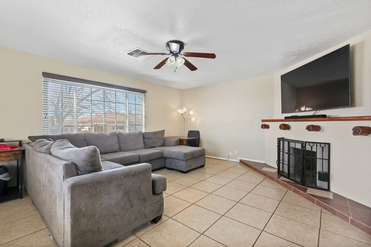1801 Corte Del Ranchero - Photo 6 of 34