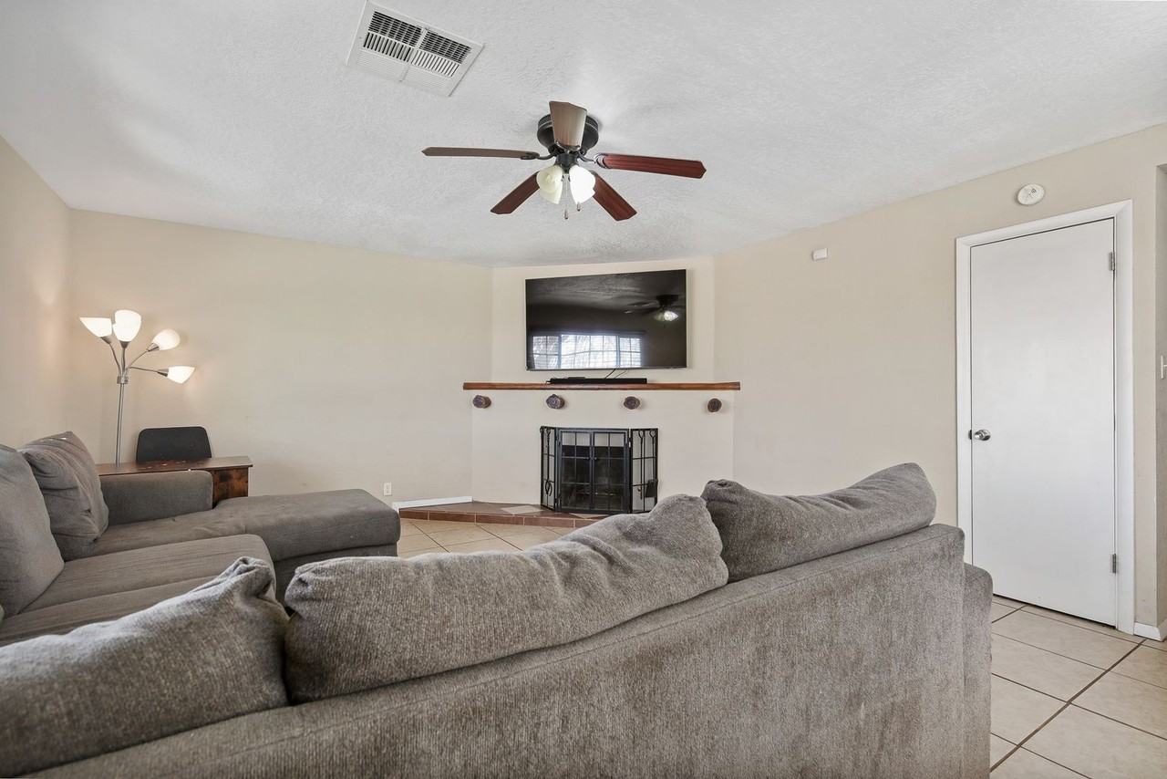 1801 Corte Del Ranchero - Photo 7 of 34