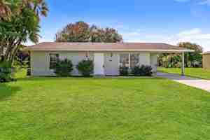 featured image of 687 Sw Heather St