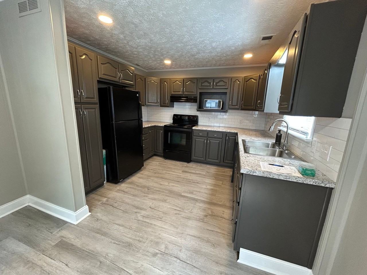 422 Sequoyah Dr - Photo 5 of 10