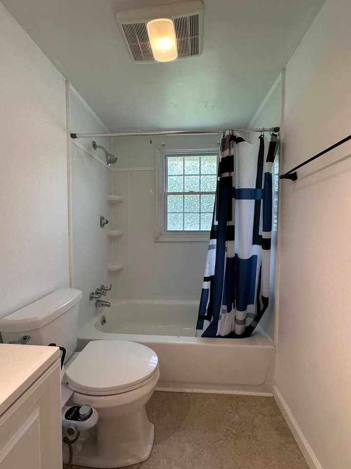 2752 Carrollwood Heights Rd - Photo 4 of 22