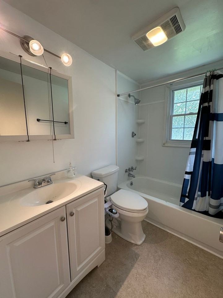 2752 Carrollwood Heights Rd - Photo 5 of 22
