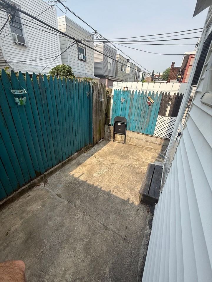 824 Winton St - Photo 5 of 24
