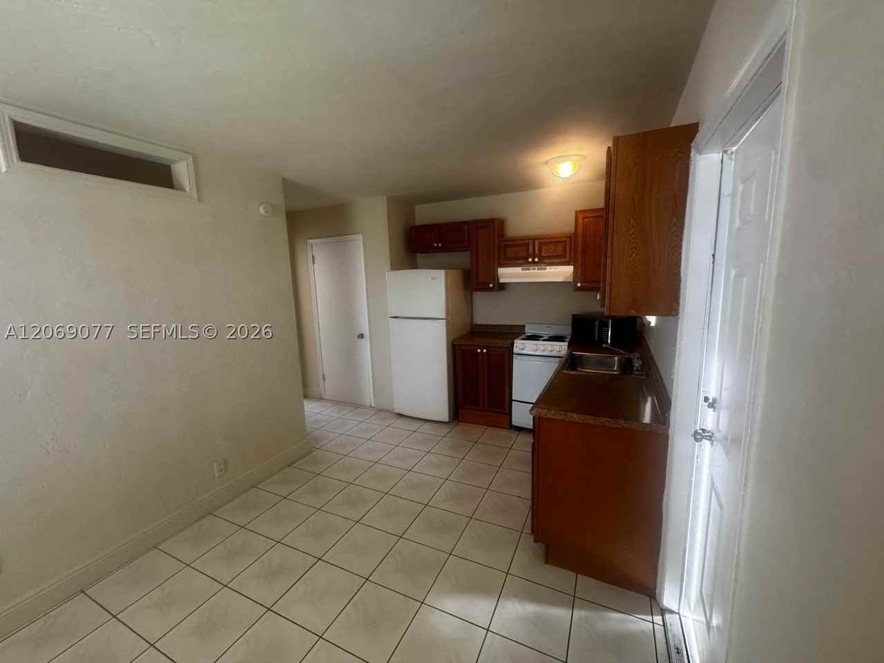 2228 Grant St #4 - Photo 2 of 7